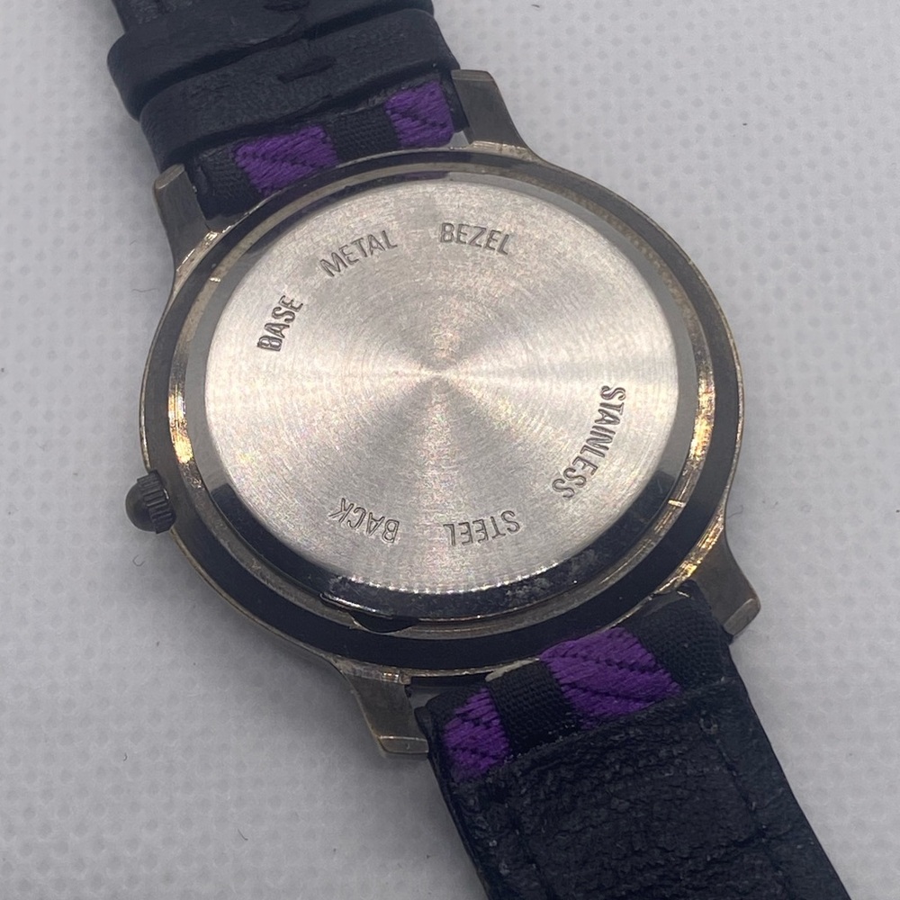 Spendid Multicolored Watch - Picture 11 of 12